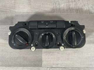 VW PASSAT B6 - 3C - 2005-2010 - klima panel - 1K0820047FT