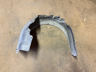 AUDI A4 - 8E - 2005-2008 - FACELIFT - nadkolí PP - 8E0821172E