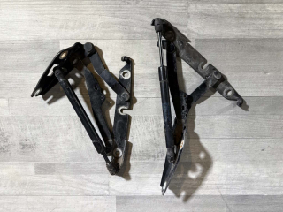 AUDI A6 - 4F - C6 - 2004-2011 - panty víka kufru SEDAN - 4F5827301D 4F5827302D